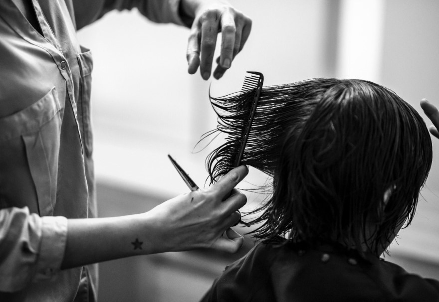 Zen Estilismo - Corte de pelo de mujer